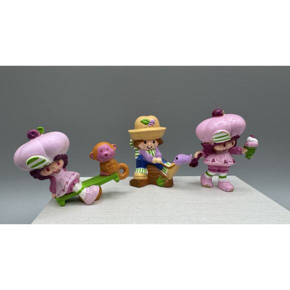 Huckleberry Pie Raspberry Tart Strawberry Shortcake Series 1980s Miniature Set 3 - Picture 1 of 10
